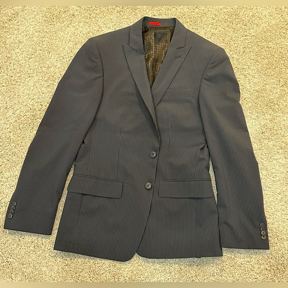 Men’s John Varvatos USA Sports Jacket (36R) (Navy Blue & Black Stripes)